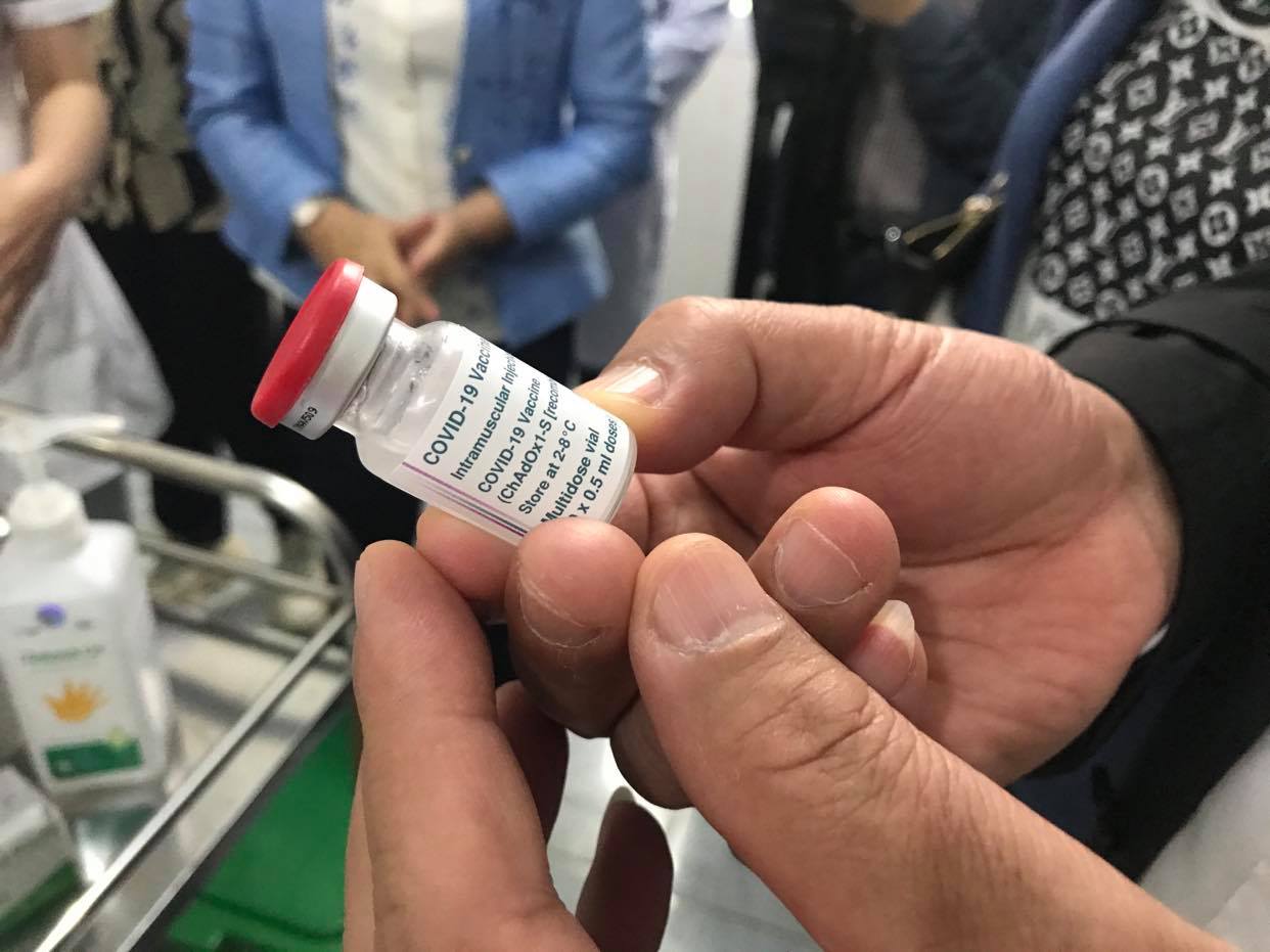 Việt Nam chưa ghi nhận hiện tượng đông máu sau tiêm vắc xin COVID-19 của AstraZeneca - Ảnh 1.
