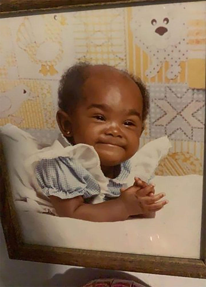 Ch&ugrave;m ảnh: Những em b&eacute; sơ sinh c&oacute; khu&ocirc;n mặt &ldquo;gi&agrave; như tr&aacute;i c&agrave;&rdquo; khiến cha mẹ được một phen &ldquo;hết hồn&rdquo; nhưng lại g&acirc;y b&atilde;o mạng thế giới - Ảnh 17.