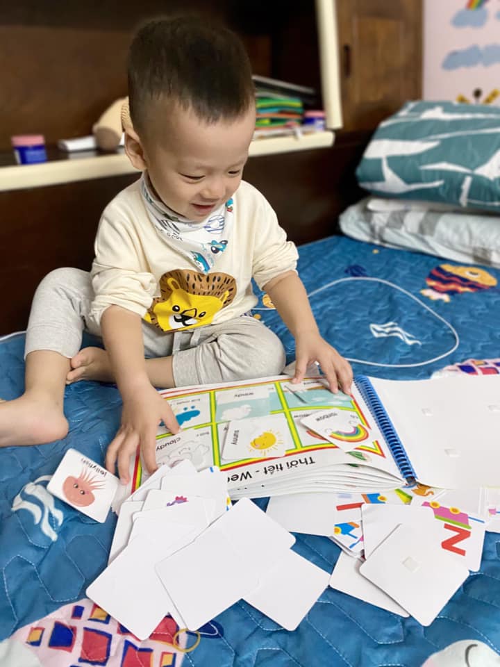 Bận rộn như vậy m&agrave; mẹ trẻ vẫn tạo được thời gian chất lượng b&ecirc;n con, đọc chia sẻ c&aacute;c mẹ đều ủng hộ v&agrave; ngưỡng mộ - Ảnh 1.