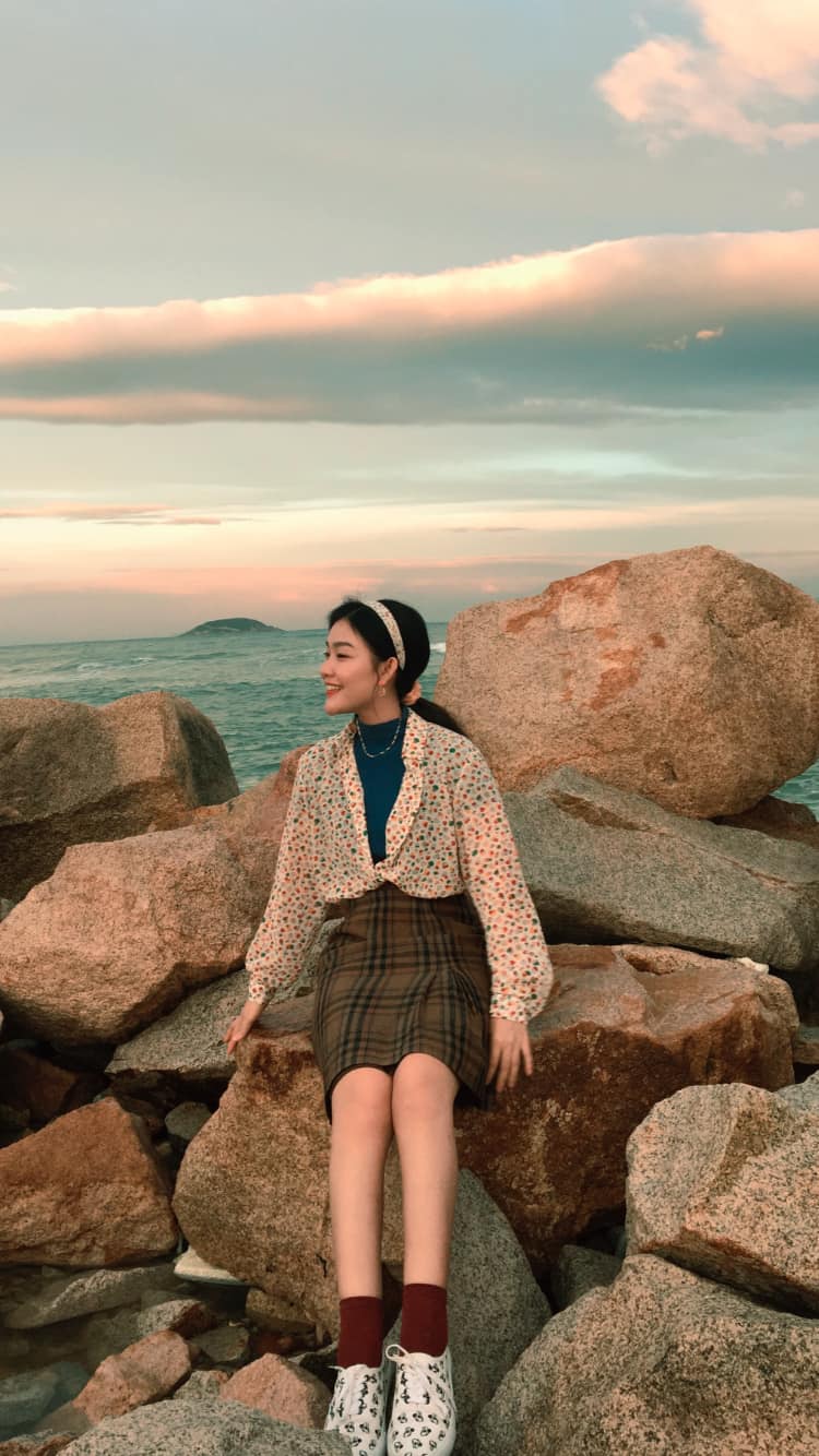 Cô nàng mê style vintage share về tủ quần áo toàn đồ secondhand, thích nhất là diện đẹp không lo bị "đụng hàng" 4 1595758454566159655293872117457075918642885o 1616140753044953847029