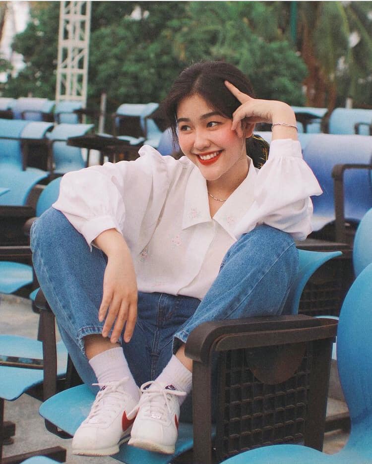 Cô nàng mê style vintage share về tủ quần áo toàn đồ secondhand, thích nhất là diện đẹp không lo bị "đụng hàng" 3 1599791204566158521960657932039453167775641n 16161408315371519018716
