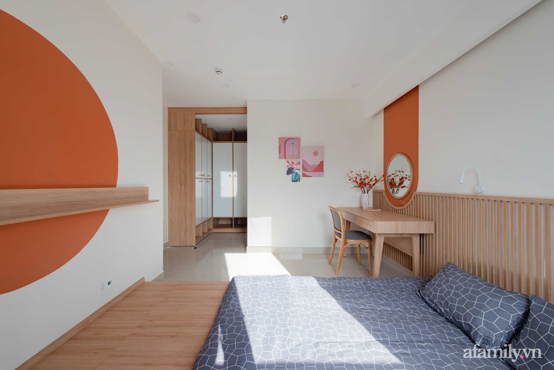 Căn hộ 78m² với tông cam đất ngọt ngào cùng đường cong mềm mại mang hơi hướng phong cách Nhật ở Nha Trang - Ảnh 17.