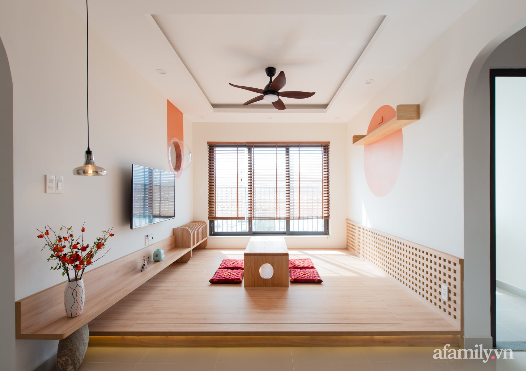 Căn hộ 78m² với tông cam đất ngọt ngào cùng đường cong mềm mại mang hơi hướng phong cách Nhật ở Nha Trang - Ảnh 4.