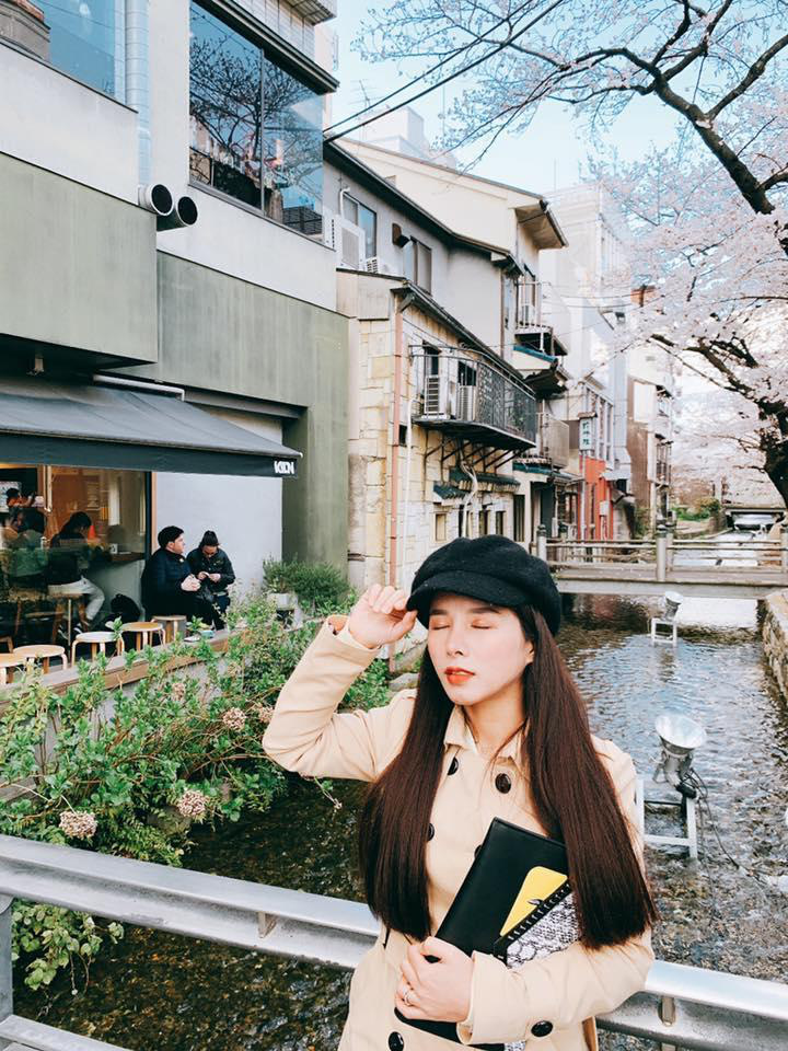 Hành trình từ cô gái nghèo khó trở thành idol hàng triệu fan trên TikTok của Đức Nhân - Ảnh 4. Hành trình từ cô gái nghèo khó trở thành idol hàng triệu fan trên TikTok của Đức Nhân - Ảnh 4.