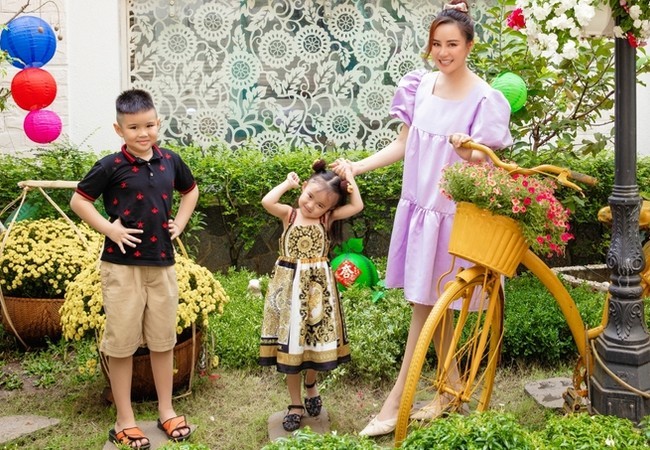 Ca sĩ Vy Oanh bất ngờ thông báo sắp sinh con thứ 3, khoe bụng bầu vượt mặt - Ảnh 4. Ca sĩ Vy Oanh bất ngờ thông báo sắp sinh con thứ 3, khoe bụng bầu vượt mặt - Ảnh 4.