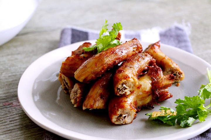 Danh s&aacute;ch đen c&aacute;c m&oacute;n ăn khiến c&aacute;c trẻ dậy th&igrave; sớm - Ảnh 3.