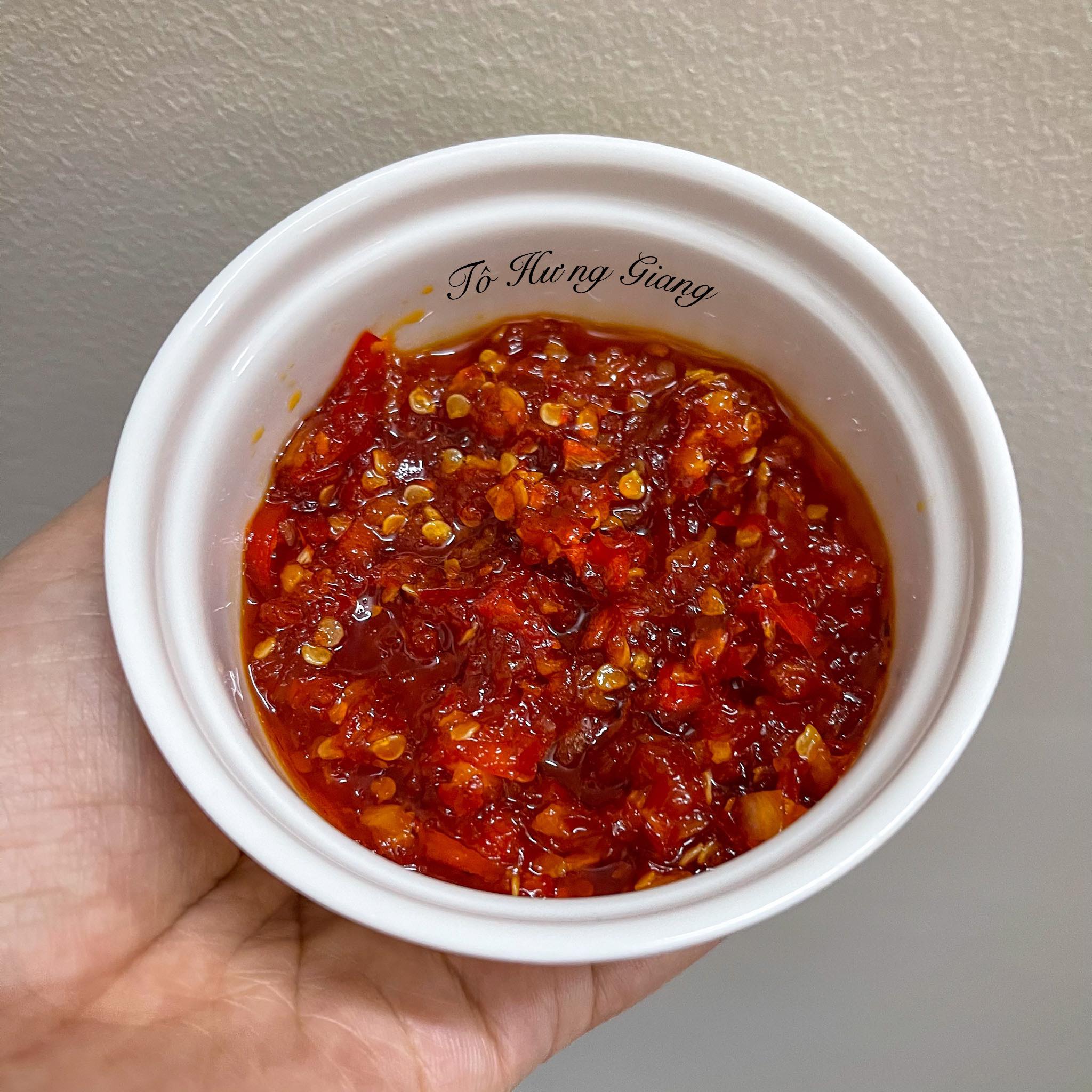 Ăn h&agrave;ng chẳng ưng, vợ đảm tự tay v&agrave;o bếp l&agrave;m m&oacute;n b&uacute;n ốc "ngon nuốt lưỡi", ai nh&igrave;n cũng thấy m&ecirc;! - Ảnh 5.