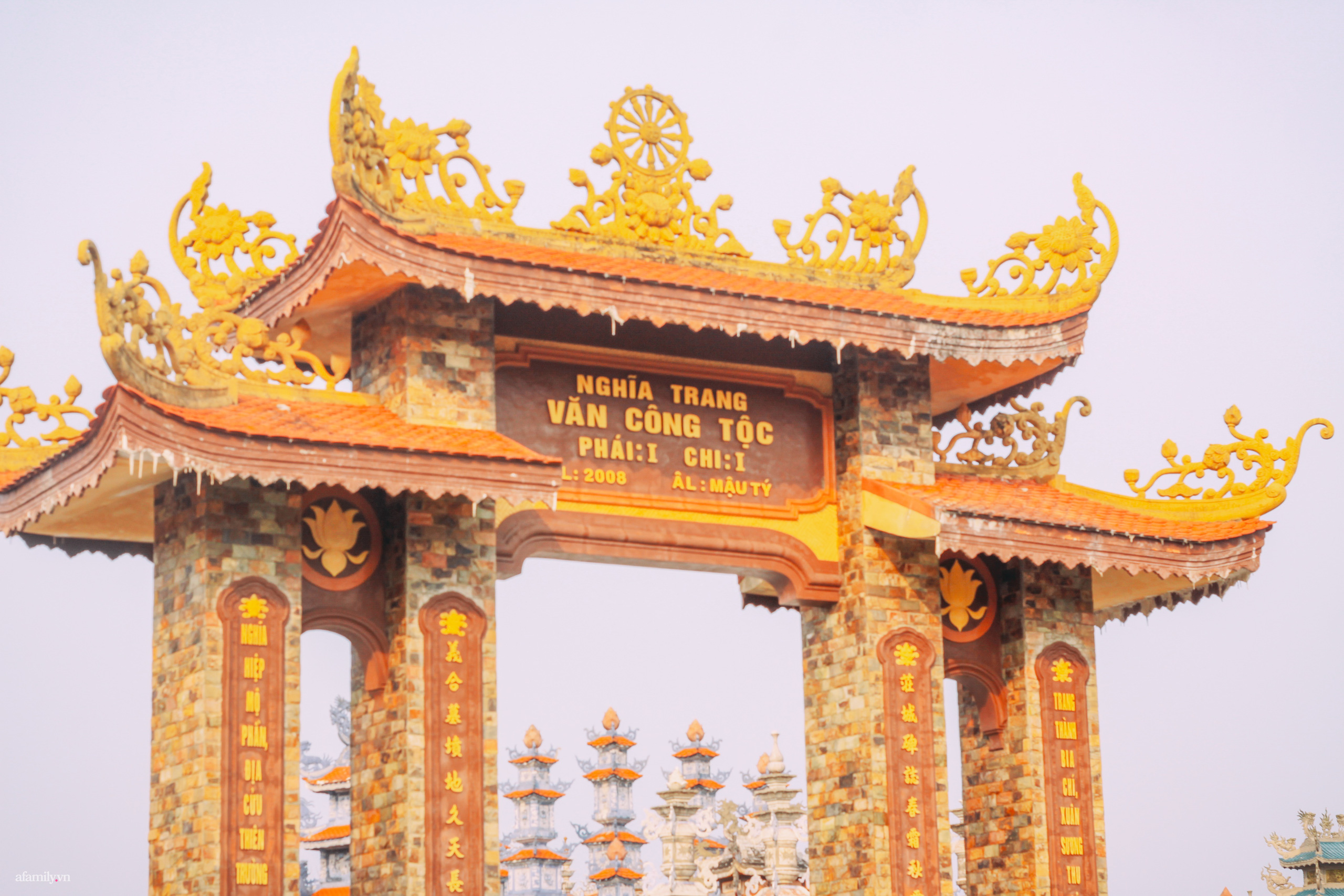 Chuyện bí ẩn Chuyện bí ẩn