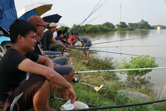 Đơn xin đi câu cá anh chồng gửi cho &quot;nóc nhà&quot; khiến cánh mày râu tái mặt, tự nhủ &quot;thà ở vậy còn hơn&quot; - Ảnh 2.