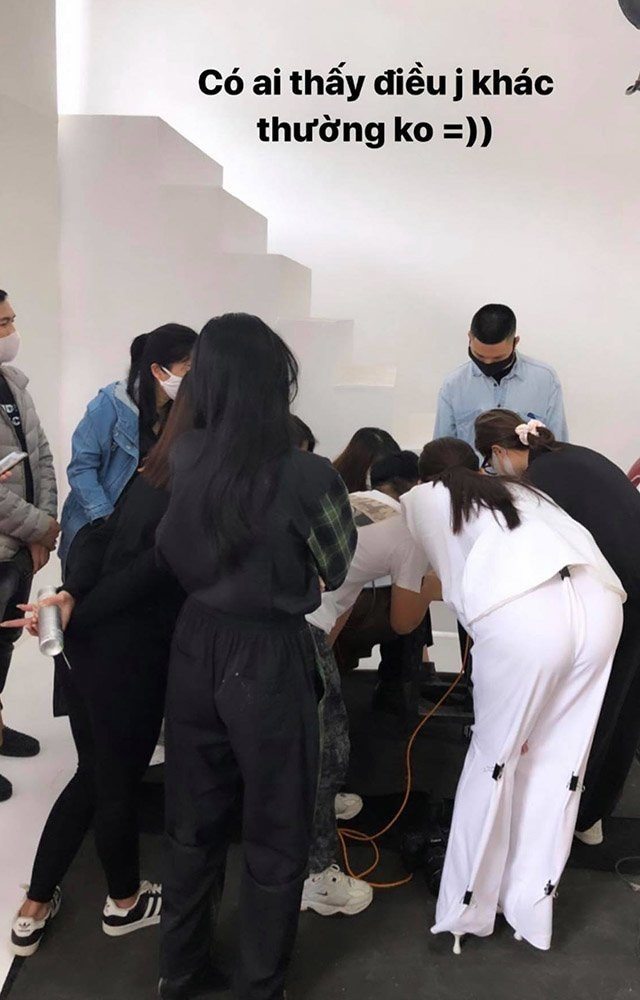 Ngọc Trinh cùng dàn sao nữ chữa cháy đồ quá rộng chỉ trong tích tắc, hoá ra cứu tinh là 1 vật nhỏ không ai ngờ - Ảnh 7. Ngọc Trinh cùng dàn sao nữ chữa cháy đồ quá rộng chỉ trong tích tắc, hoá ra cứu tinh là 1 vật nhỏ không ai ngờ - Ảnh 7.