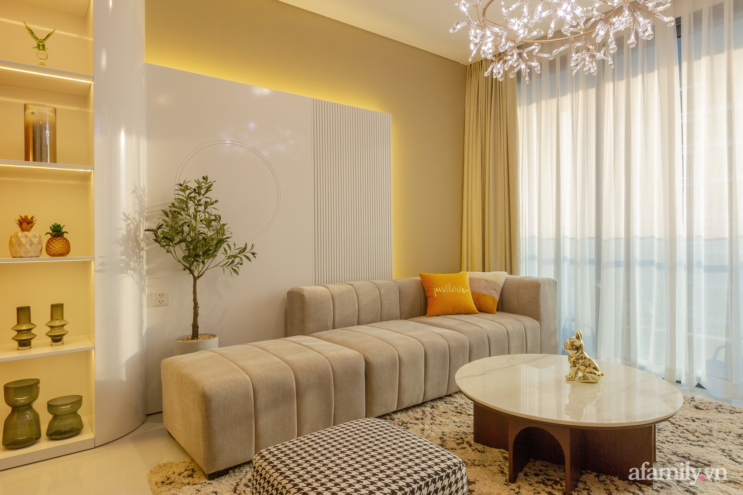 Căn hộ 120m² đẹp tinh tế với sắc màu mùa xuân với chi phí hoàn thiện 750 triệu đồng ở Sài Gòn - Ảnh 4.