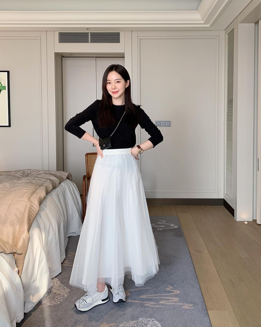 Trend của gái Hàn bây giờ là diện chân váy dài, dáng bồng xòe
