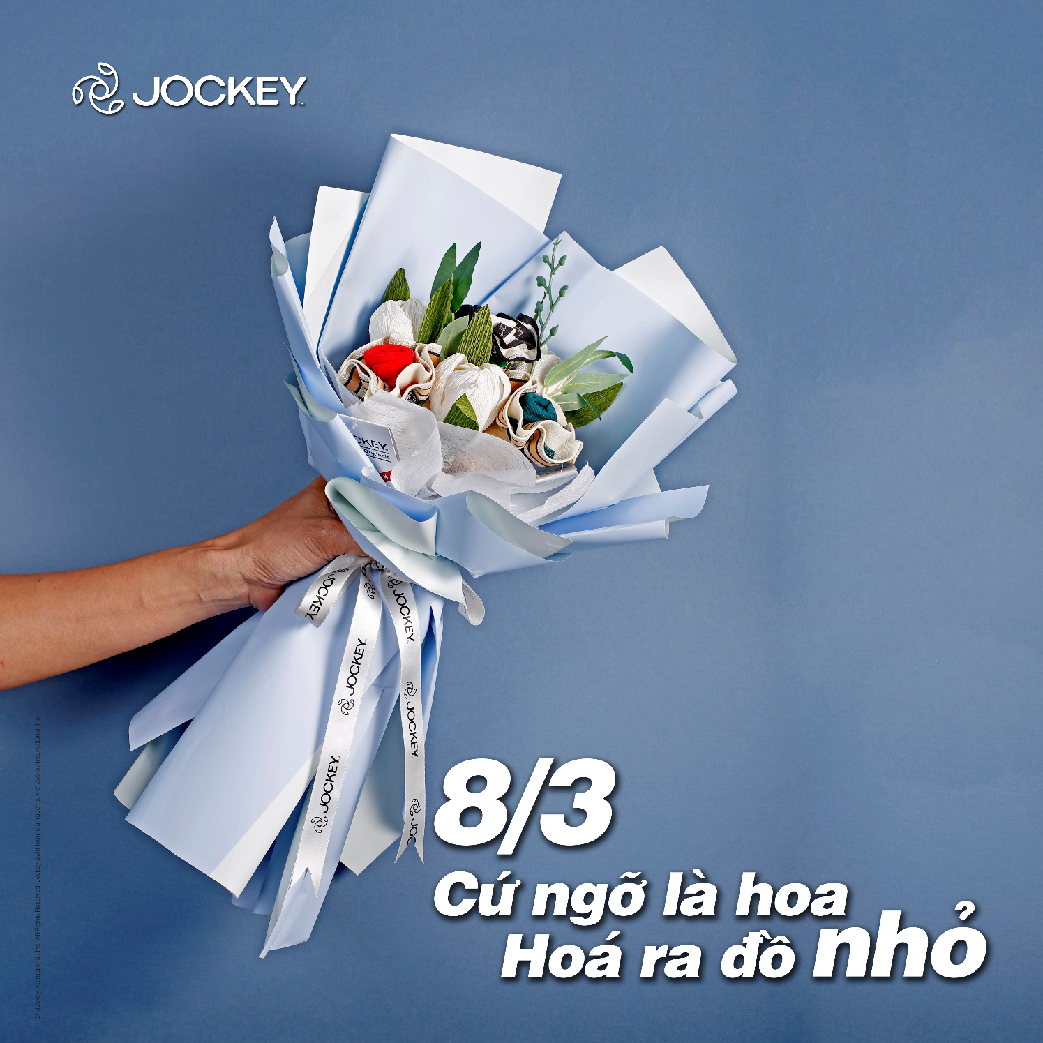 Bó hoa nội y Jockey 8/3 gây sốt vì độc lạ, đàn ông tinh tế không thể bỏ qua - Ảnh 1.