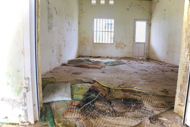 Nhếch nh&aacute;c b&ecirc;n trong trung t&acirc;m chữa bệnh của &lsquo;thần y&rsquo; V&otilde; Ho&agrave;ng Y&ecirc;n ở H&agrave; Tĩnh - Ảnh 10.