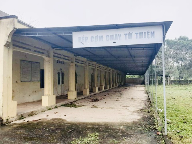 Nhếch nh&aacute;c b&ecirc;n trong trung t&acirc;m chữa bệnh của &lsquo;thần y&rsquo; V&otilde; Ho&agrave;ng Y&ecirc;n ở H&agrave; Tĩnh - Ảnh 3.