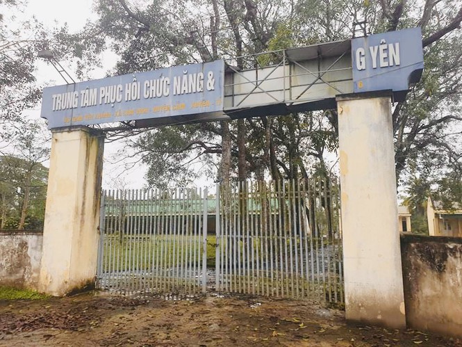 Nhếch nh&aacute;c b&ecirc;n trong trung t&acirc;m chữa bệnh của &lsquo;thần y&rsquo; V&otilde; Ho&agrave;ng Y&ecirc;n ở H&agrave; Tĩnh - Ảnh 1.