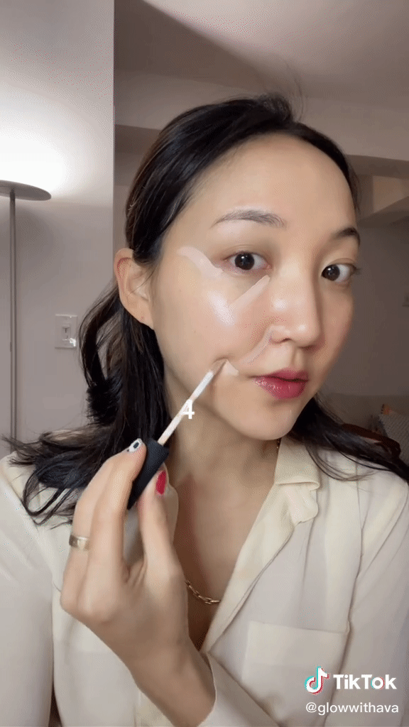 Ho&aacute; ra c&oacute; 6 điểm thần th&aacute;nh n&agrave;y để d&ugrave;ng concealer, khiến mặt nhỏ hơn tức th&igrave; m&agrave; chẳng cần dao k&eacute;o - Ảnh 6.