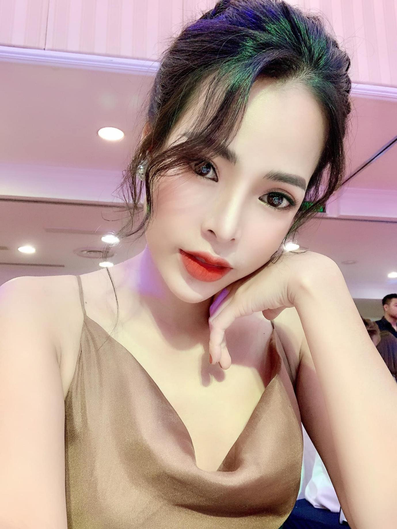 Doanh nhân Vũ Thanh Thủy và hành trình theo đuổi đam mê làm đẹp cho phụ nữ - Ảnh 1. Doanh nhân Vũ Thanh Thủy và hành trình theo đuổi đam mê làm đẹp cho phụ nữ - Ảnh 1.