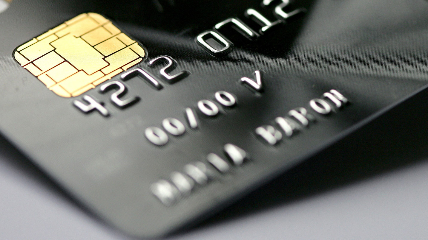 Cuối tháng 3, các ngân hàng sẽ chỉ phát hành thẻ ATM gắn chip, loại thẻ này có ưu điểm gì mà lại có sự chuyển đổi này? - Ảnh 5.