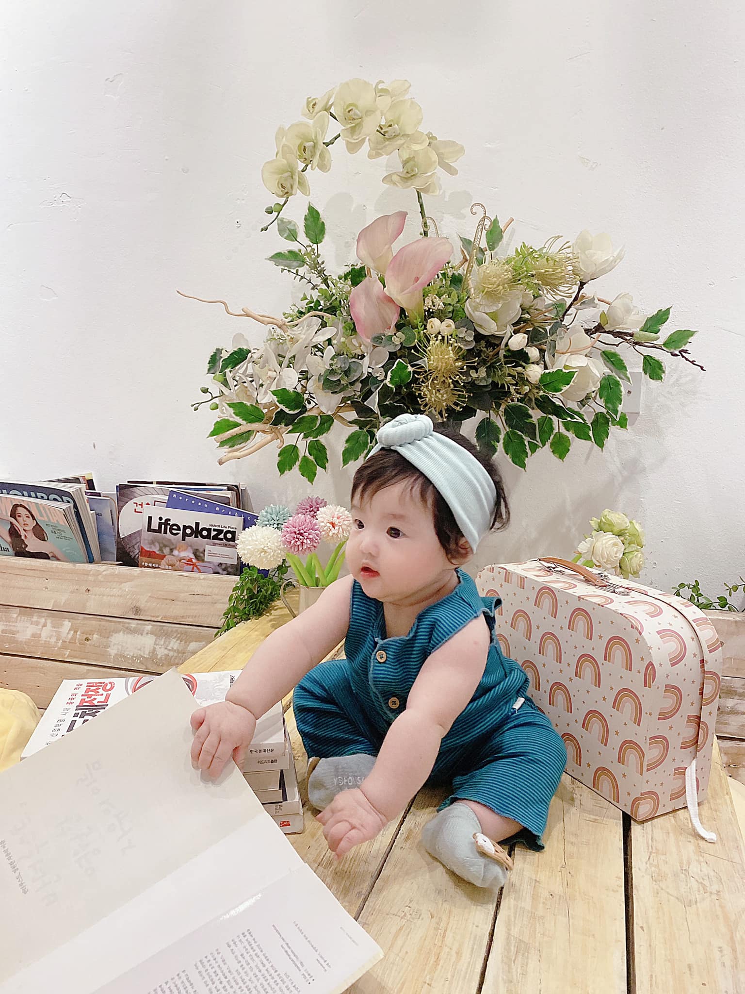 Đông Nhi tung 1 cú lừa cho ái nữ, hứa không trêu con nhưng lướt đến ảnh cuối mà hờn thay cho Winnie! - Ảnh 4.