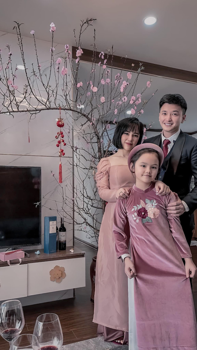 Chỉ với vài khoảnh khắc cuối tuần, Huỳnh Anh đã chứng minh tình cảm với con gái của vợ sắp cưới, ông bố bỉm đây rồi! - Ảnh 6.