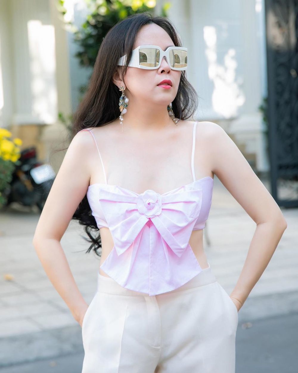 Phượng Chanel khoe vòng 1 siêu khủng với bikini hậu chia tay Quách Ngọc  Ngoan  2sao