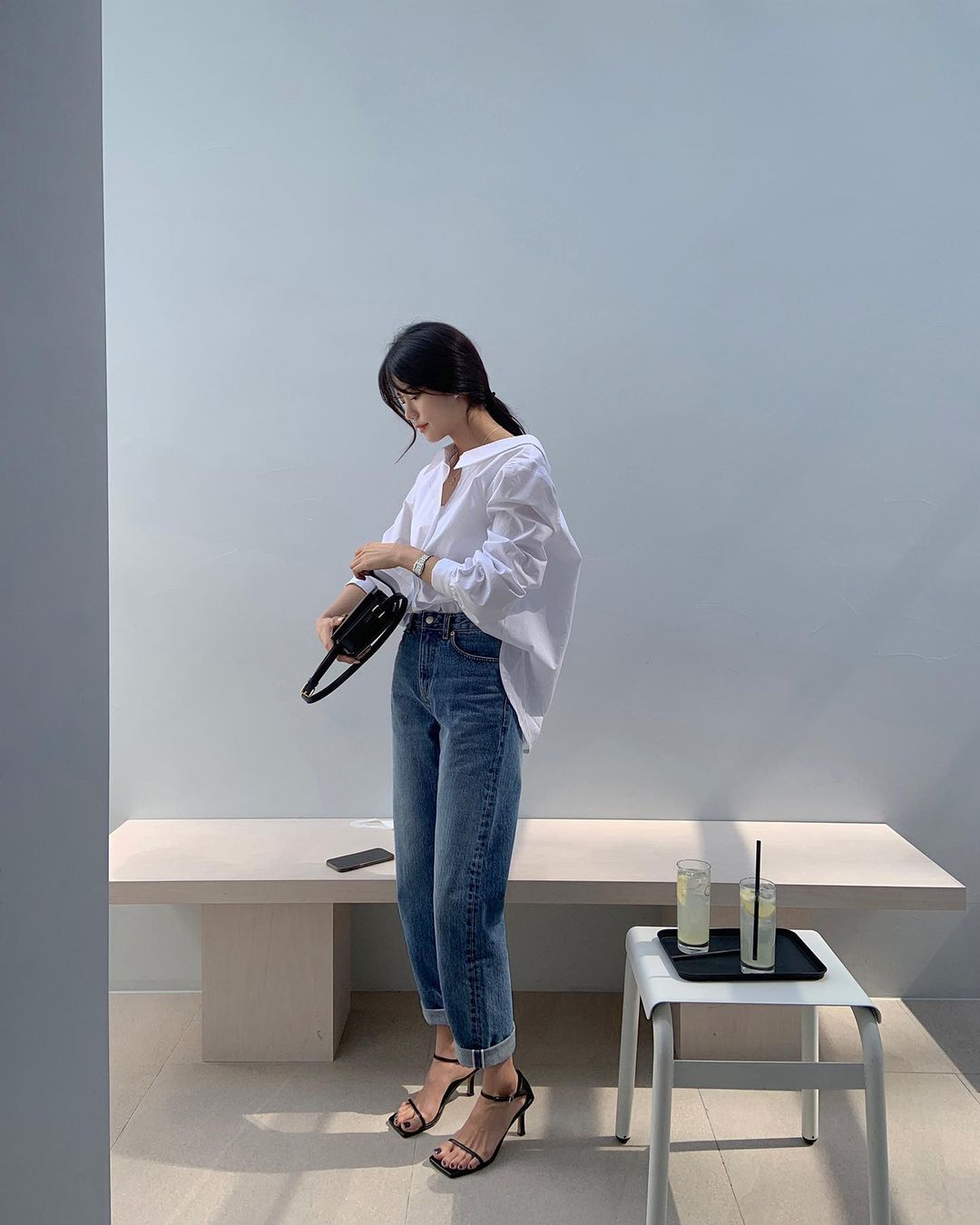 Gái Hàn có 12 cách lên đồ với áo blouse đẹp mê, xem xong là muốn copy đến sở làm liền - Ảnh 3. Gái Hàn có 12 cách lên đồ với áo blouse đẹp mê, xem xong là muốn copy đến sở làm liền - Ảnh 3.