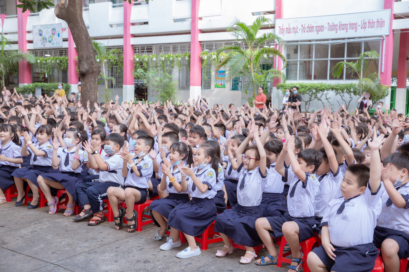 “Mẹ yên tâm nhé vì con được học kiến thức phòng chống dịch bệnh!” - Ảnh 1.