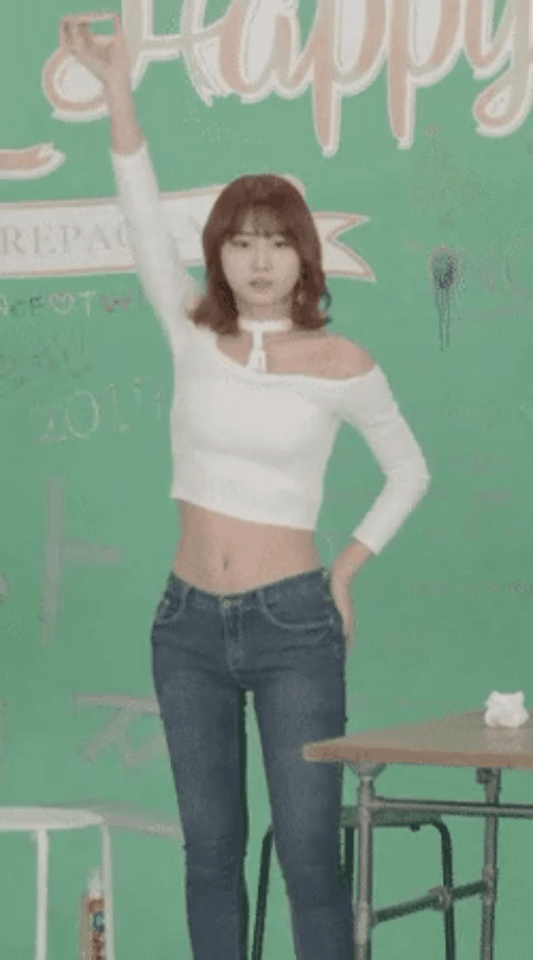 3 mỹ nhân body đẹp nhất Twice, style đơn giản hết sức cũng đủ khiến dân tình mê mệt không lối thoát - Ảnh 5. 3 mỹ nhân body đẹp nhất Twice, style đơn giản hết sức cũng đủ khiến dân tình mê mệt không lối thoát - Ảnh 5.