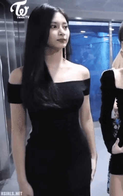 3 mỹ nhân body đẹp nhất Twice, style đơn giản hết sức cũng đủ khiến dân tình mê mệt không lối thoát - Ảnh 11. 3 mỹ nhân body đẹp nhất Twice, style đơn giản hết sức cũng đủ khiến dân tình mê mệt không lối thoát - Ảnh 11.