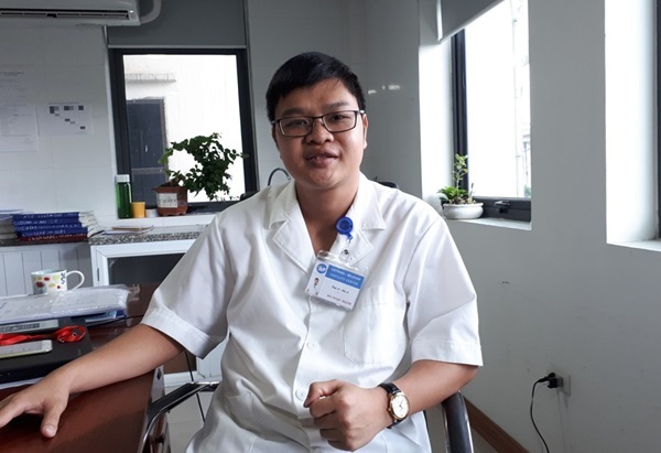 Bố mẹ hốt hoảng vì con trai 17 tuổi nhưng “cậu nhỏ” bé xíu - Ảnh 1. Bố mẹ hốt hoảng vì con trai 17 tuổi nhưng “cậu nhỏ” bé xíu - Ảnh 1.