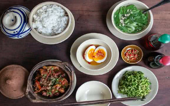 5 gợi ý đi chợ vừa rẻ vừa giúp mâm cơm cực tươm tất khi chỉ có 60k/bữa ăn cho gia đình 4 người