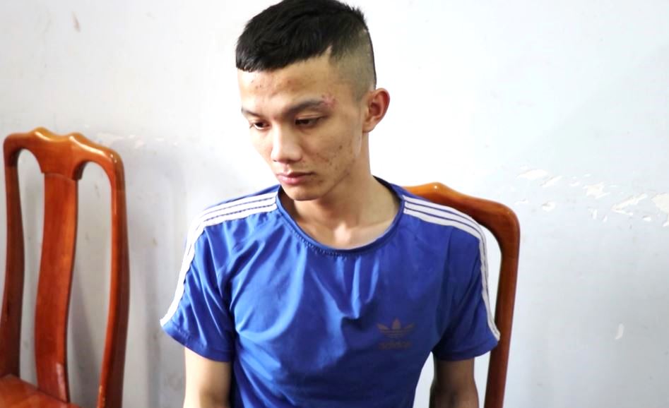 Bí mật động trời bên trong chiếc ôtô khiến thanh niên 21 tuổi ở Quảng Bình bị bắt giữ - Ảnh 1.
