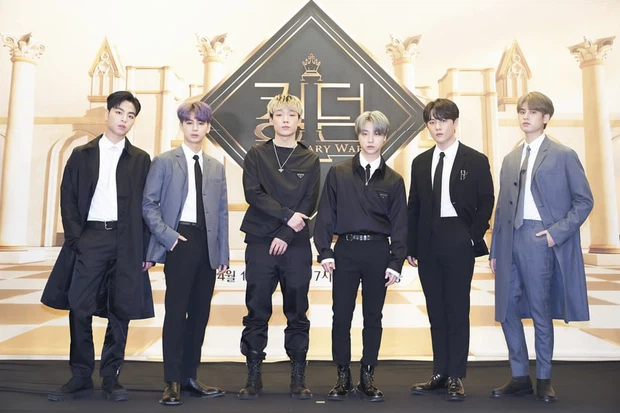 Kingdom: Mnet có hành động "khốn nạn" liền bị phía iKON đáp trả cực gắt, fan lo sợ cho màn debut của Lisa (BLACKPINK) bị ảnh hưởng - Ảnh 2. Kingdom: Mnet có hành động "khốn nạn" liền bị phía iKON đáp trả cực gắt, fan lo sợ cho màn debut của Lisa (BLACKPINK) bị ảnh hưởng - Ảnh 2.