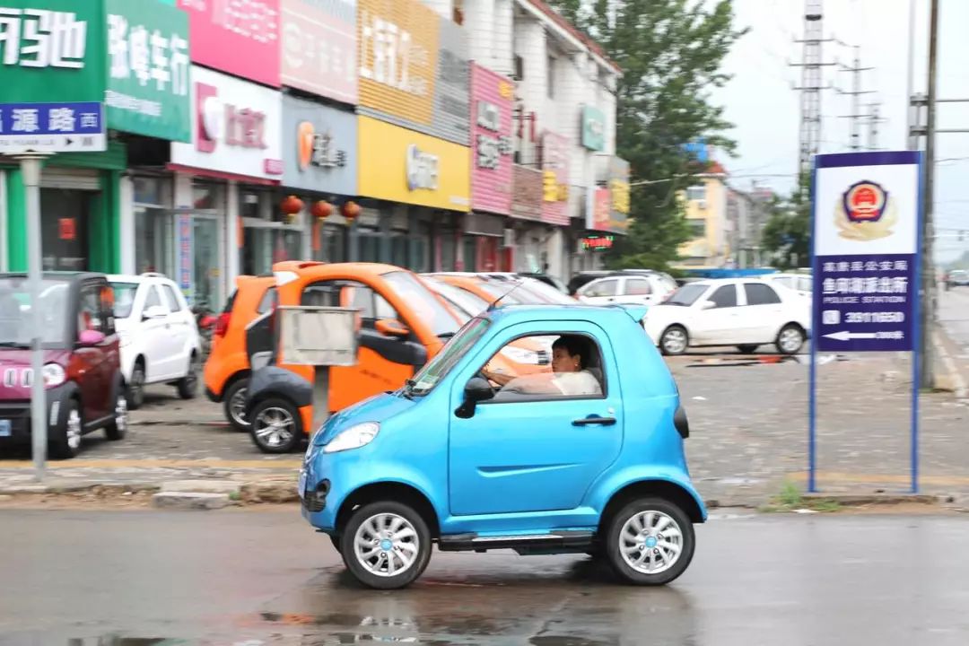 Thị trường Việt xôn xao vì ô tô điện giá 40 triệu đồng: Con số khủng ở Trung Quốc! - Ảnh 6. Thị trường Việt xôn xao vì ô tô điện giá 40 triệu đồng: Con số khủng ở Trung Quốc! - Ảnh 6.