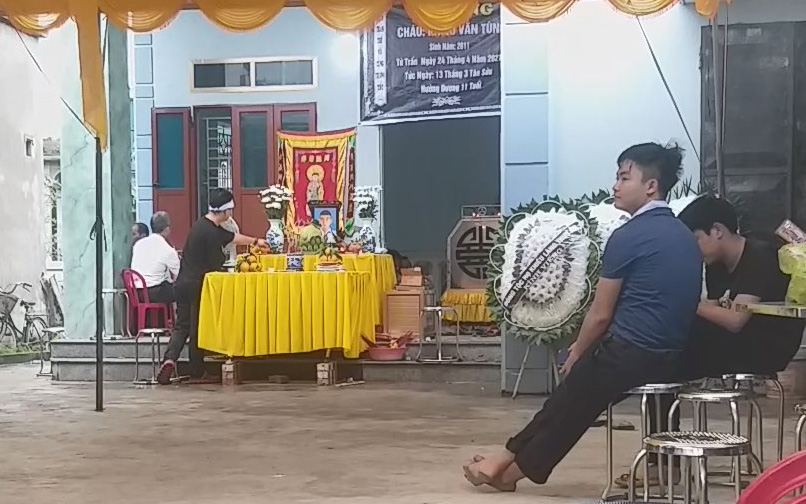 Vụ bé trai bị sát hại ở Nam Định: Trước khi bị triệu tập, người hàng xóm vẫn tới xem khám nghiệm hiện trường như không có gì xảy ra