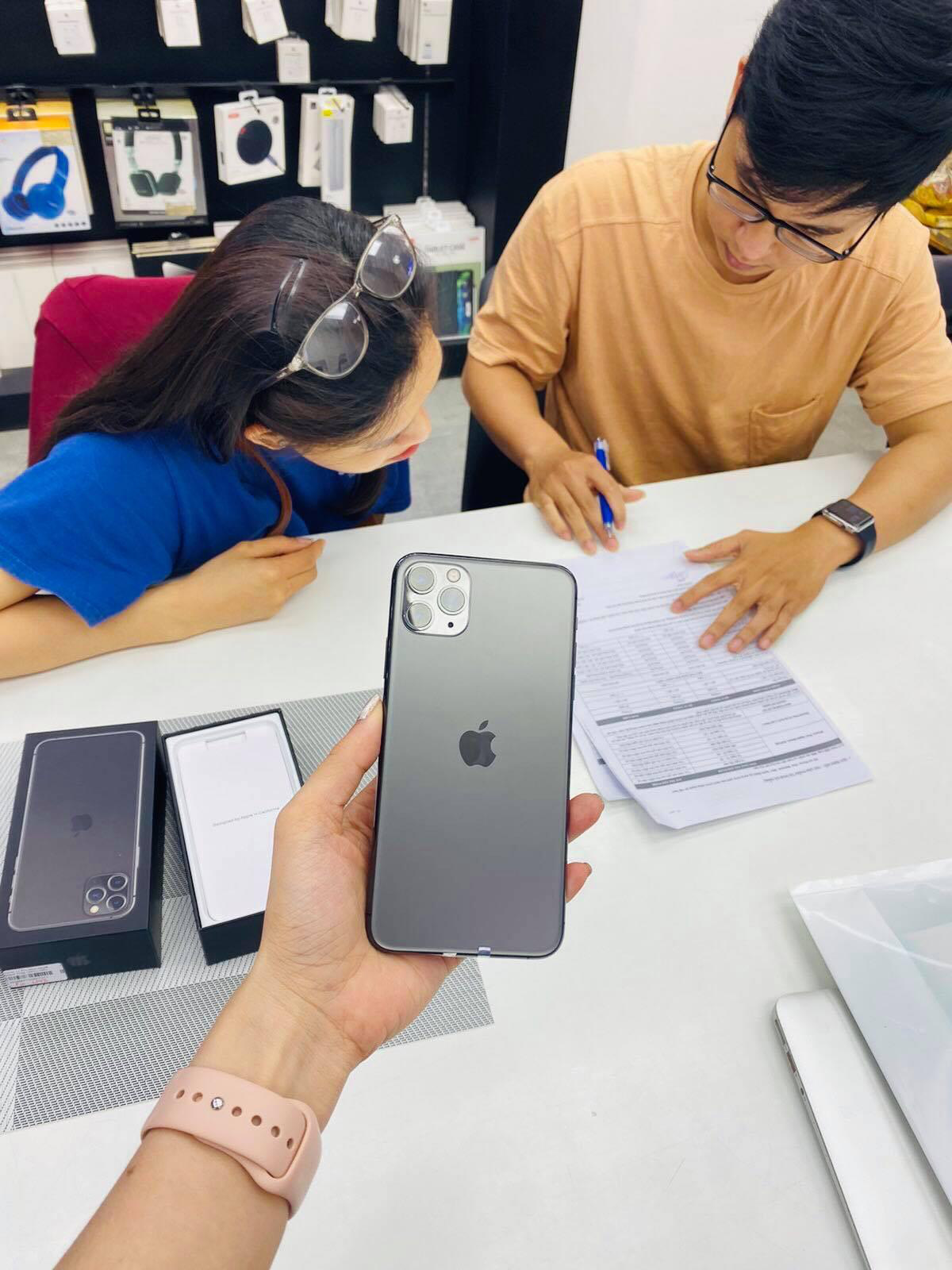 iHub Đ&agrave; Nẵng &ndash; Cửa h&agrave;ng b&aacute;n Apple được đ&aacute;nh gi&aacute; cao tại Đ&agrave; Nẵng - Ảnh 4.