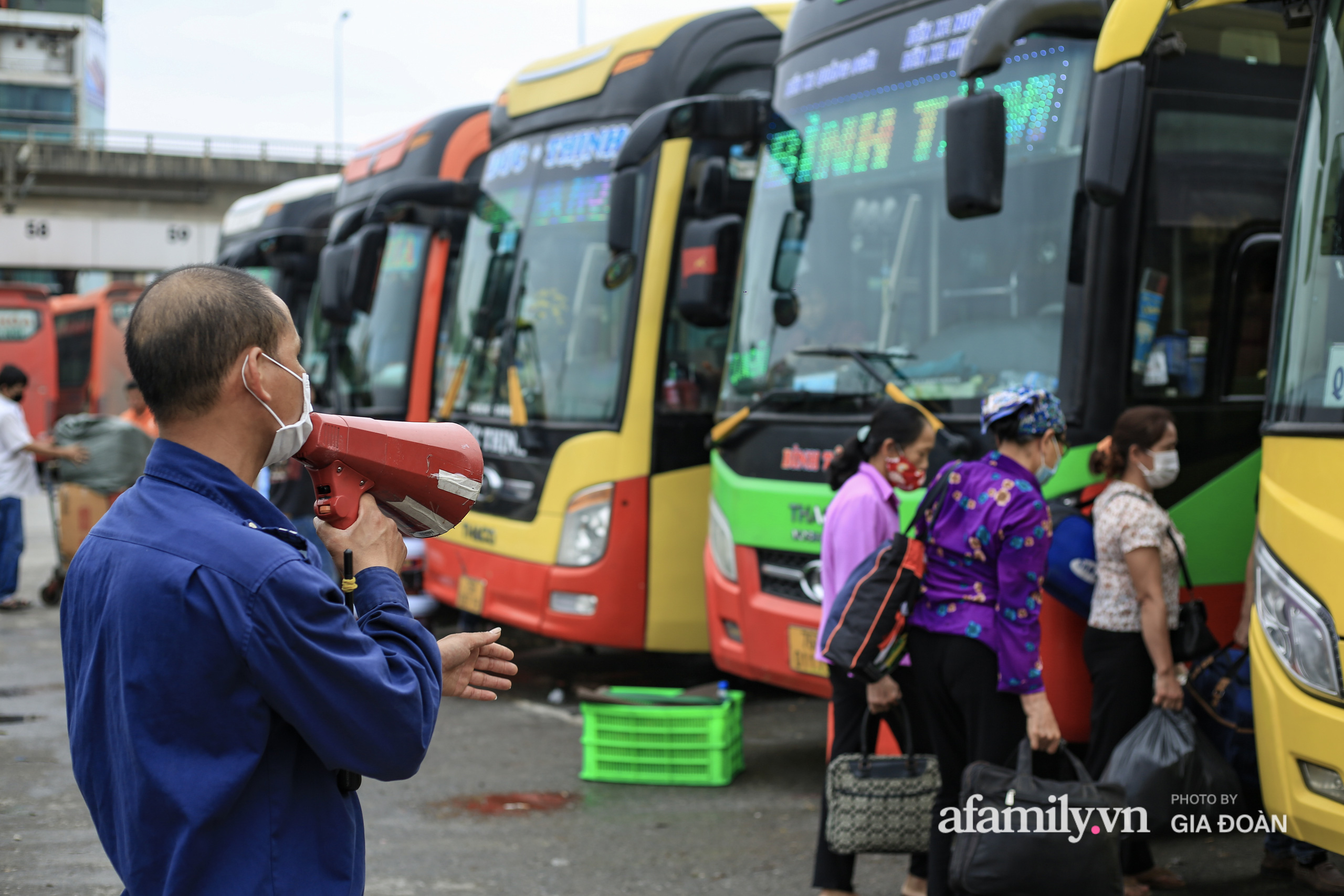 Hà Nội: Sẽ đình tài nếu nhà xe không chấp hành phòng chống dịch Covid-19 trong dịp nghỉ lễ 30/4 - Ảnh 6.