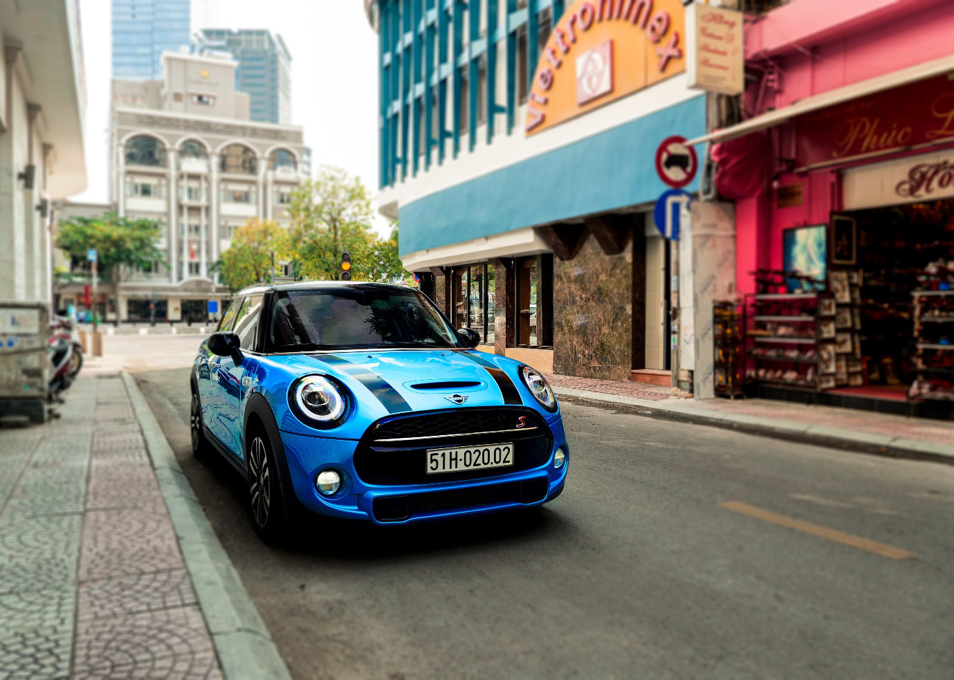 MINI Cooper S 5-Cửa - Mẫu xe cá tính cho đô thị Việt Nam - Ảnh 4. MINI Cooper S 5-Cửa - Mẫu xe cá tính cho đô thị Việt Nam - Ảnh 4.