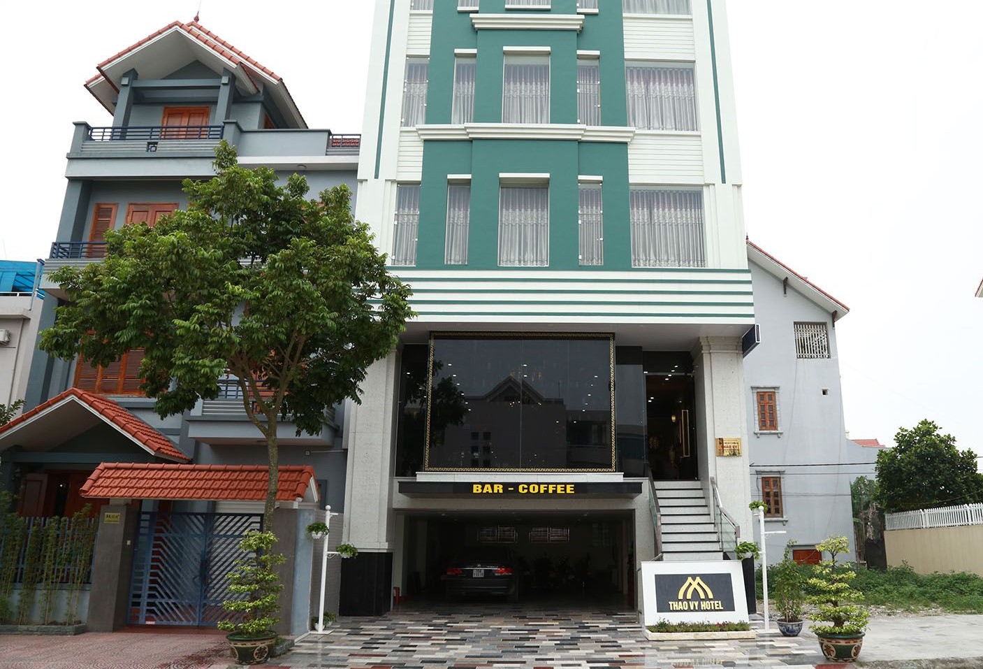 Phá đường dây sex tour giá 6-10 triệu đồng/ngày - Ảnh 1. Phá đường dây sex tour giá 6-10 triệu đồng/ngày - Ảnh 1.