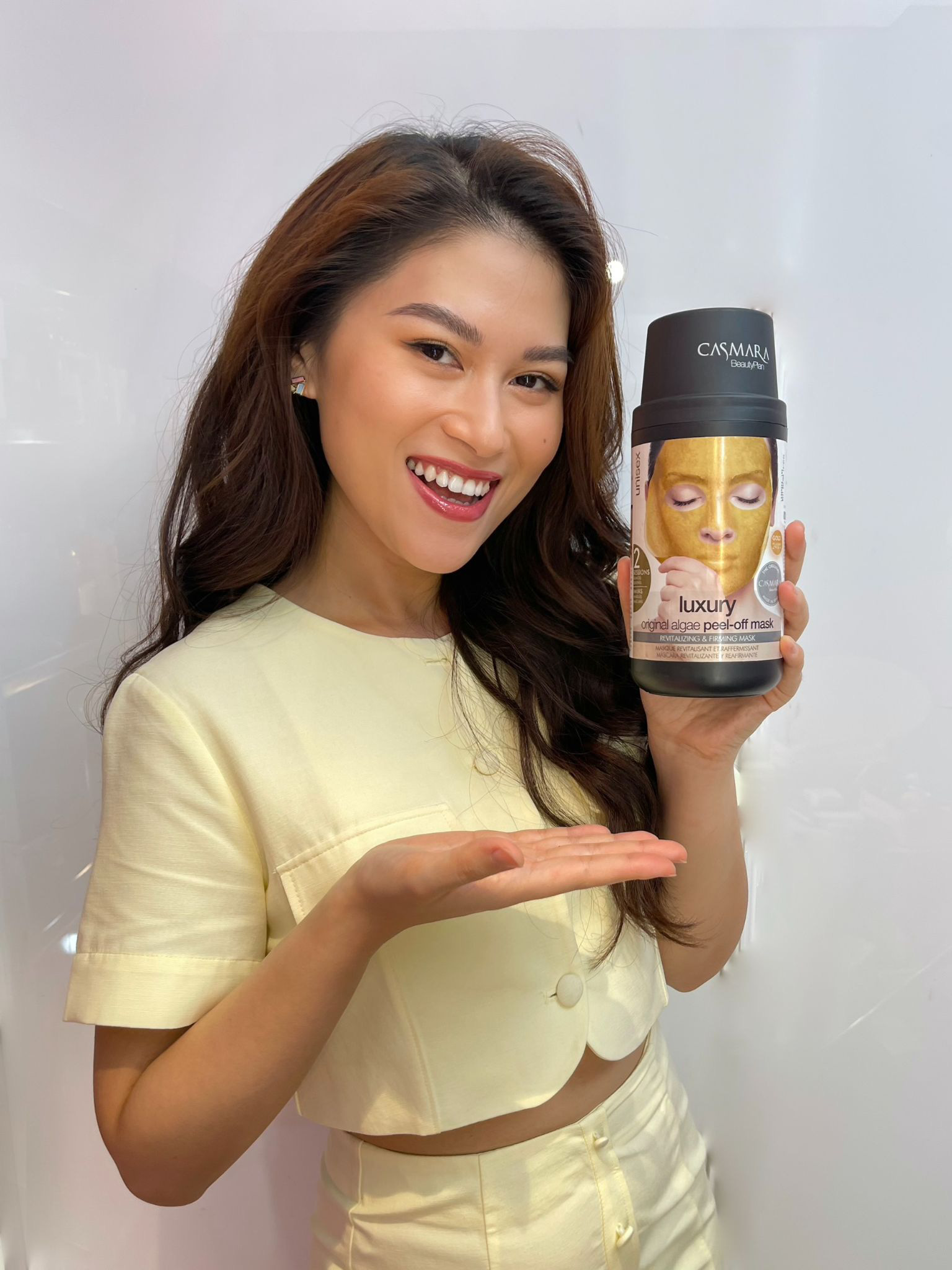 Trào lưu đắp vàng lên mặt và sự thật về mặt nạ Casmara 24K Gold Mask - Ảnh 1. Trào lưu đắp vàng lên mặt và sự thật về mặt nạ Casmara 24K Gold Mask - Ảnh 1.