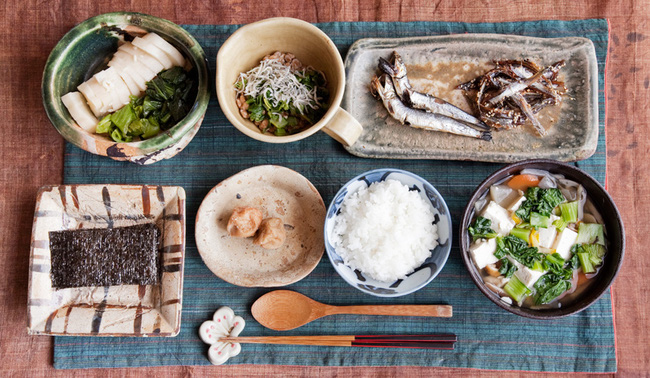 Nhật Bản có một tỉnh mệnh danh là &quot;vùng đất của người sống thọ nhất thế giới&quot;: Bí quyết của họ là 4 kiểu ăn uống mà người Việt hoàn toàn có thể học theo - Ảnh 5.