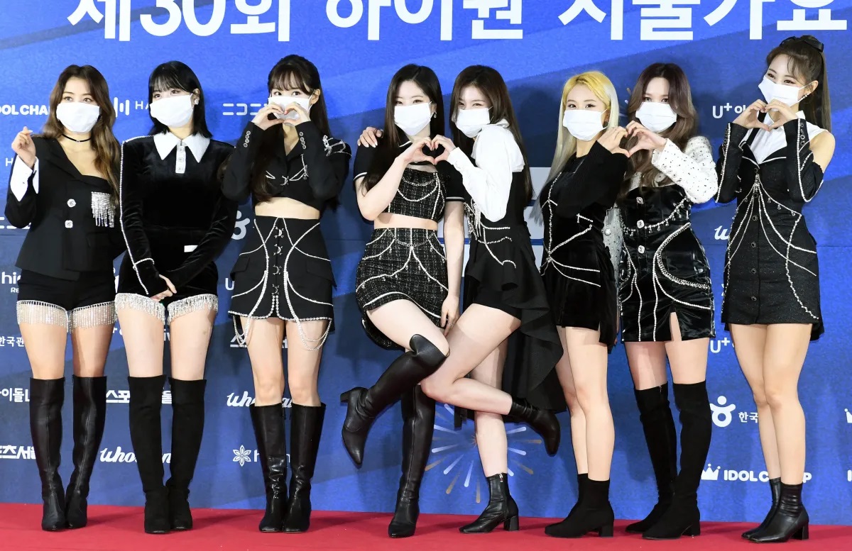 Twice thoát kiếp &quot;lên đồ như gánh xiếc&quot; tất cả là nhờ một bí mật đơn giản nhưng ít ai ngờ tới - Ảnh 7.