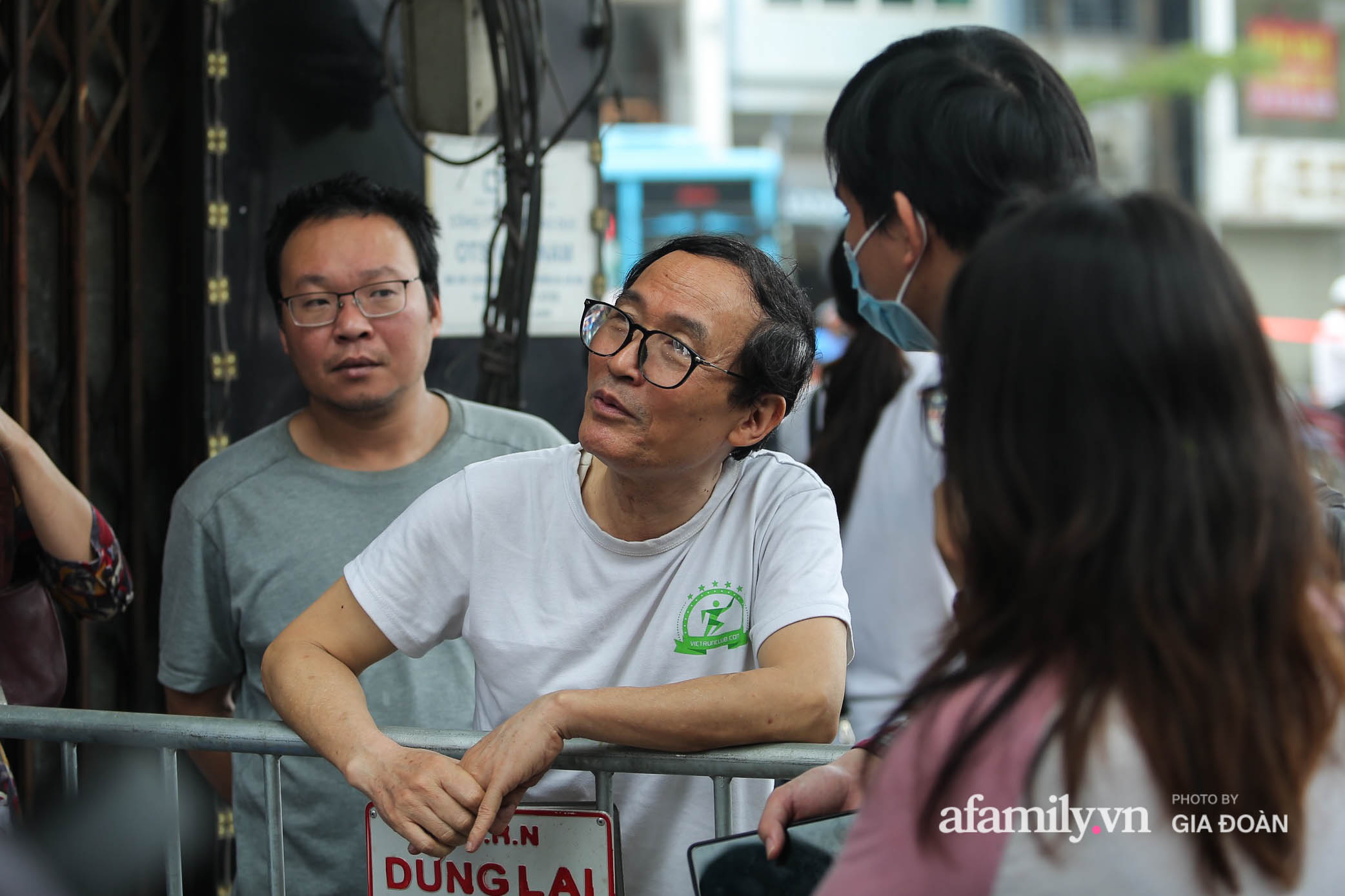 Hiện trường ám ảnh bên trong ngôi nhà bị cháy khiến 4 người trong cùng một gia đình tử vong ở Hà Nội - Ảnh 4. Hiện trường ám ảnh bên trong ngôi nhà bị cháy khiến 4 người trong cùng một gia đình tử vong ở Hà Nội - Ảnh 4.