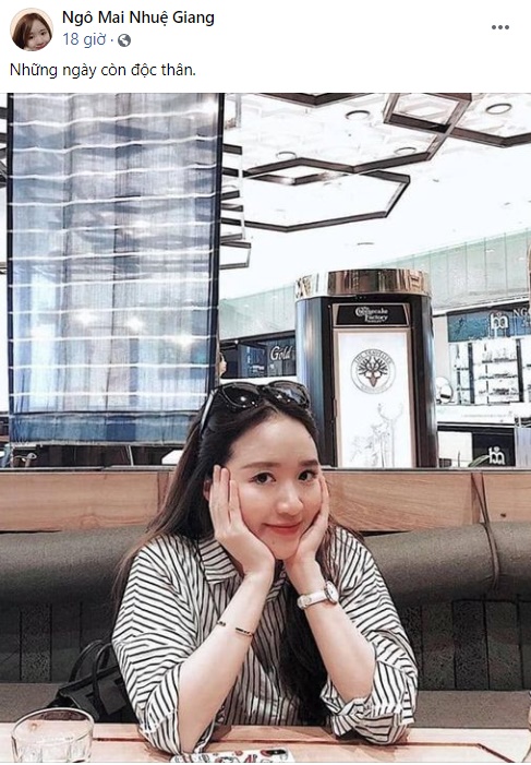 Bạn gái Xuân Trường đăng status "độc thân" ngay trước lễ ăn hỏi khiến fans thắc mắc không biết chuyện gì đang xảy ra? - Ảnh 4. Bạn gái Xuân Trường đăng status "độc thân" ngay trước lễ ăn hỏi khiến fans thắc mắc không biết chuyện gì đang xảy ra? - Ảnh 4.