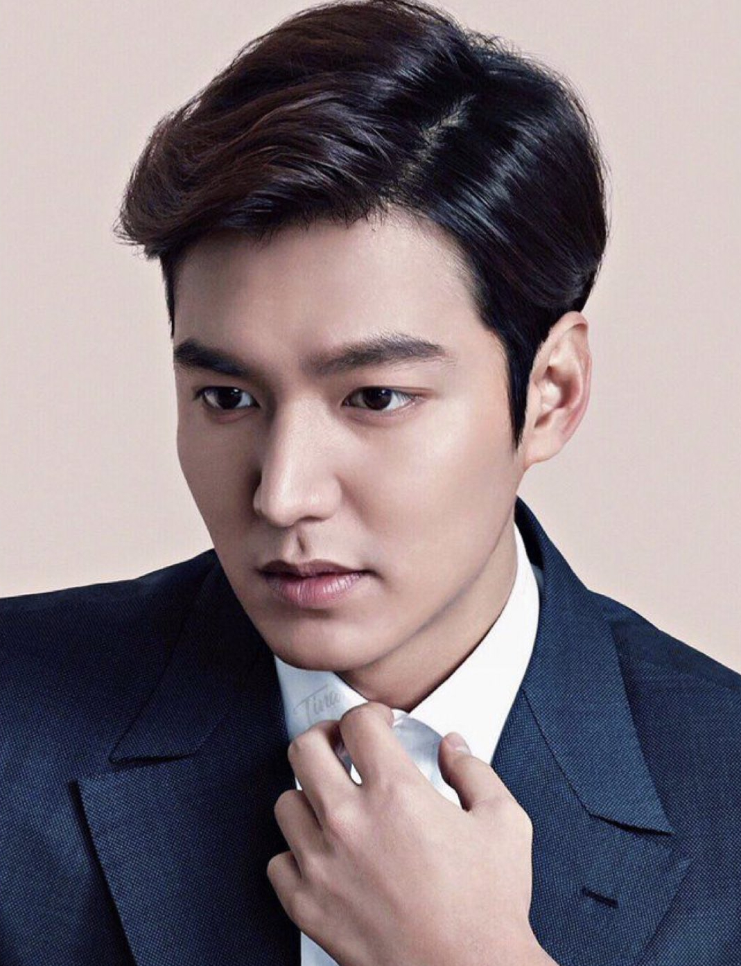 Lee Min Ho selected as brand ambassador for 'Louis Vuitton's jewelry  collection