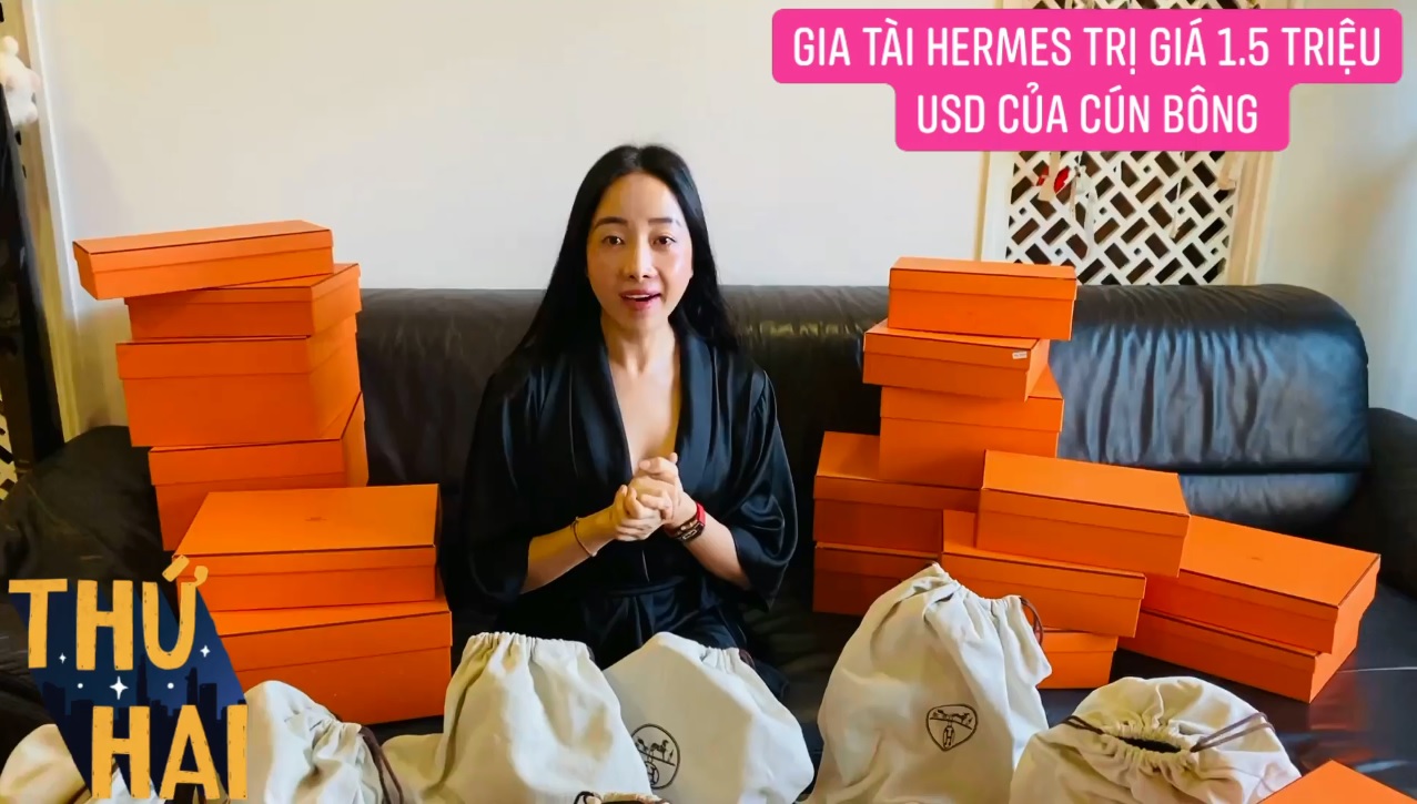 Hot mom nhiều túi Hermès hơn cả Ngọc Trinh lần đầu hé lộ gia tài túi hơn 30 tỷ, nhiều mẫu hot hit chưa chắc có tiền đã mua được - Ảnh 1. Hot mom nhiều túi Hermès hơn cả Ngọc Trinh lần đầu hé lộ gia tài túi hơn 30 tỷ, nhiều mẫu hot hit chưa chắc có tiền đã mua được - Ảnh 1.