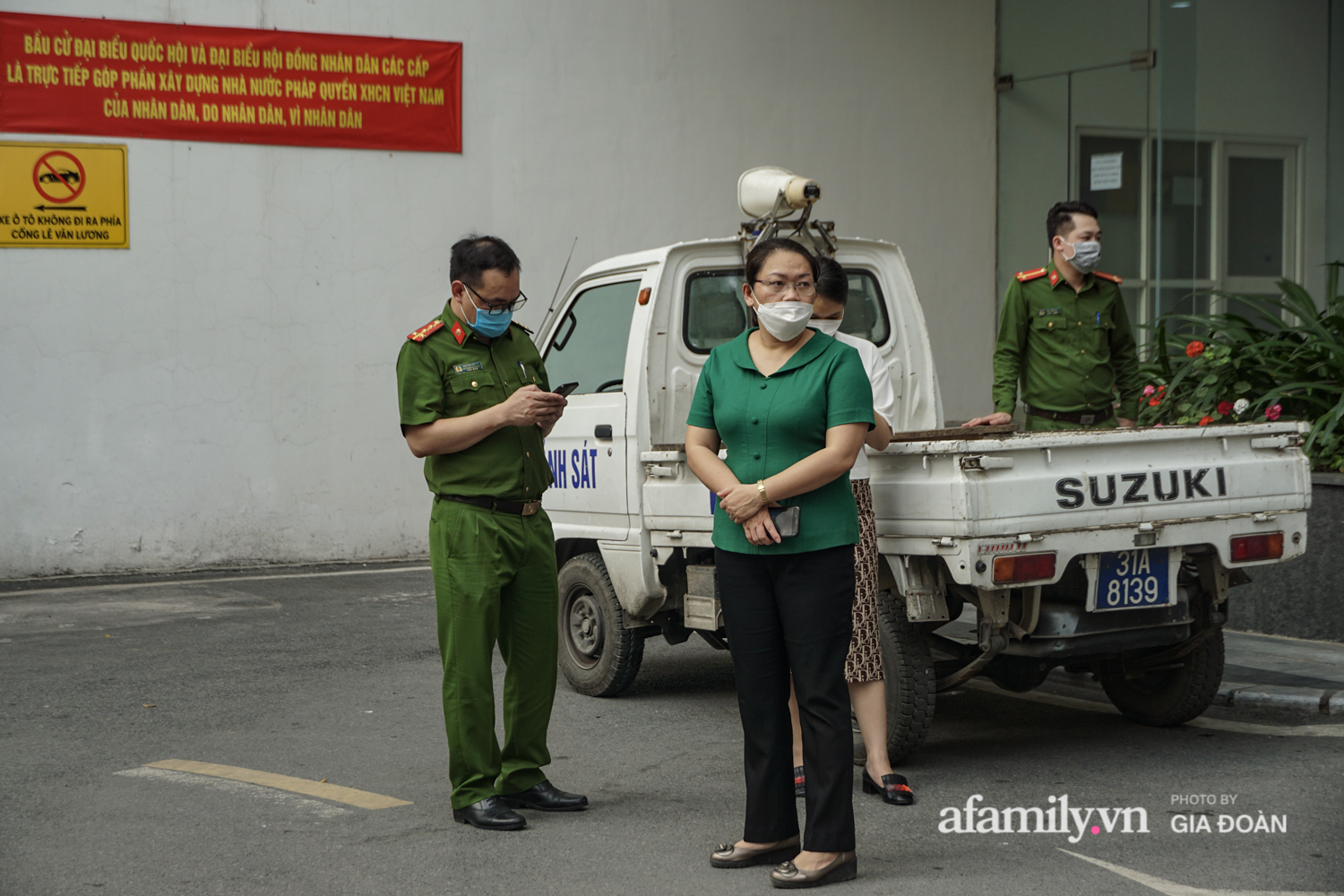 Hà Nội phong tỏa tòa chung cư 2.000 dân nơi có ca dương tính SARS-CoV-2 liên quan chùm ca bệnh tại Bệnh viện K - Ảnh 19.