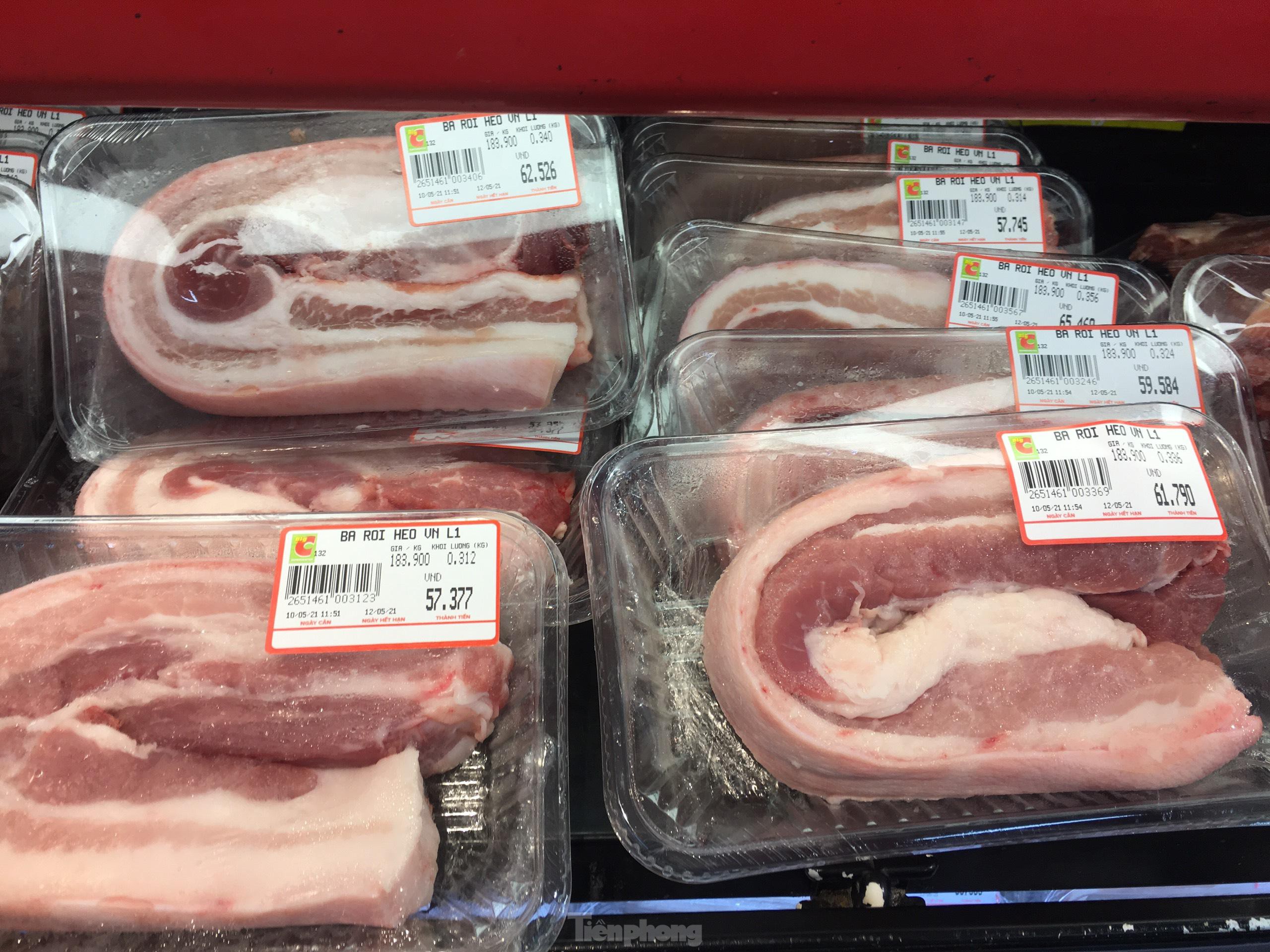 Giá thịt lợn xuống mức thấp nhất trong 1 năm - Ảnh 2.