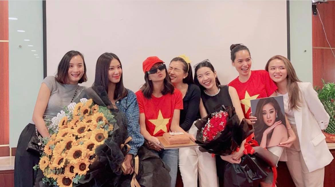 Khánh Vân có chia sẻ đầu tiên sau Bán kết Miss Universe 2020, nói 1 câu mà dàn sao Vbiz đồng loạt trầm trồ và động viên - Ảnh 7.